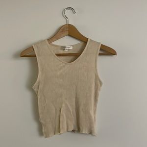Ribbed sleeveless top